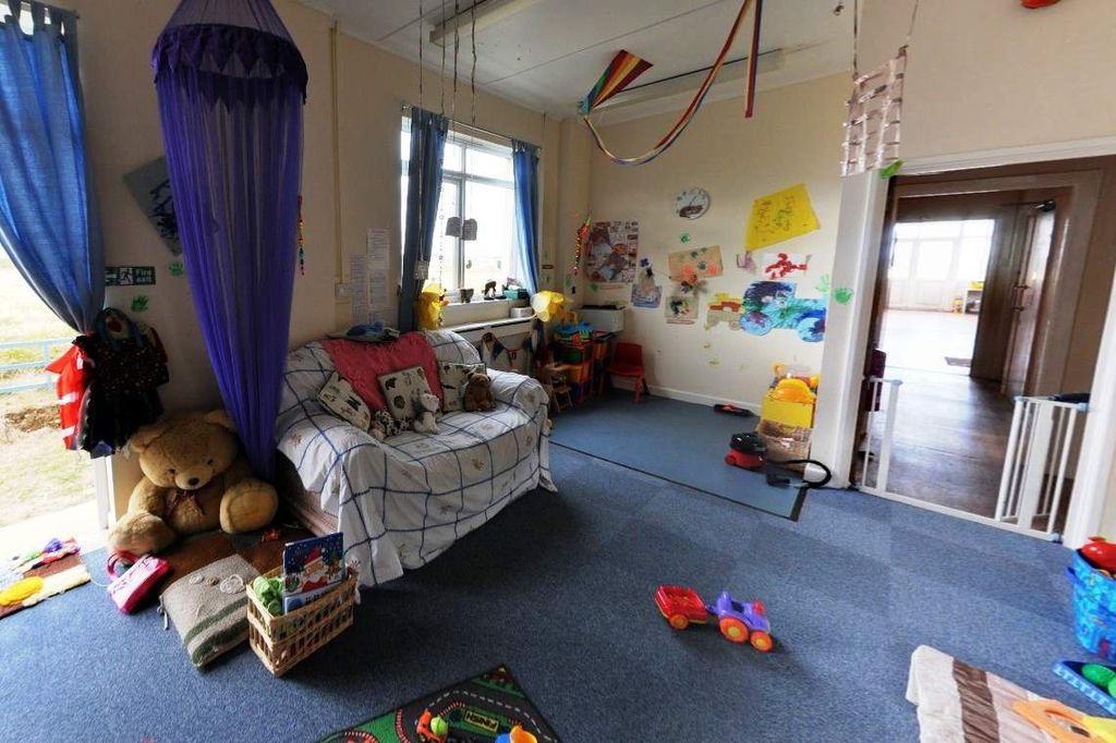 Property photo 3 of 7