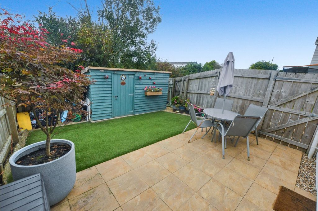 Property photo 3 of 17 Picture No. 05