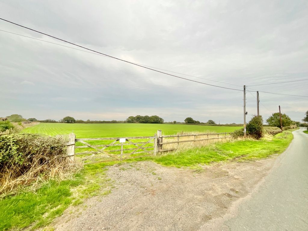 Property photo 2 of 4