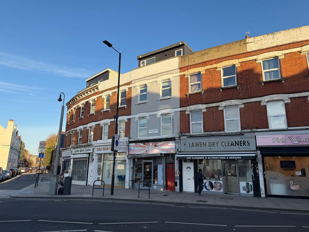 Property photo 1 of 6