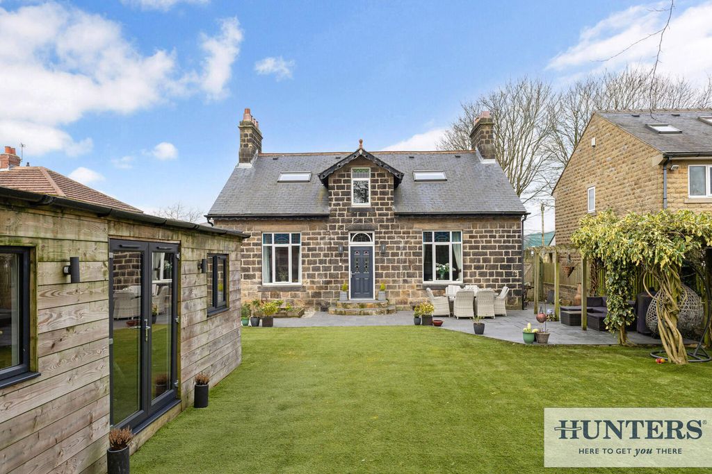Property photo 1 of 35 Rear Garden
