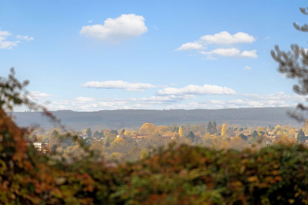 Property photo 3 of 24 24