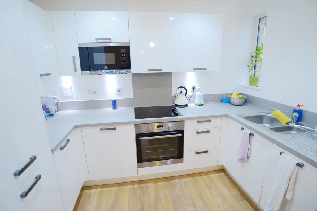 Property photo 3 of 9