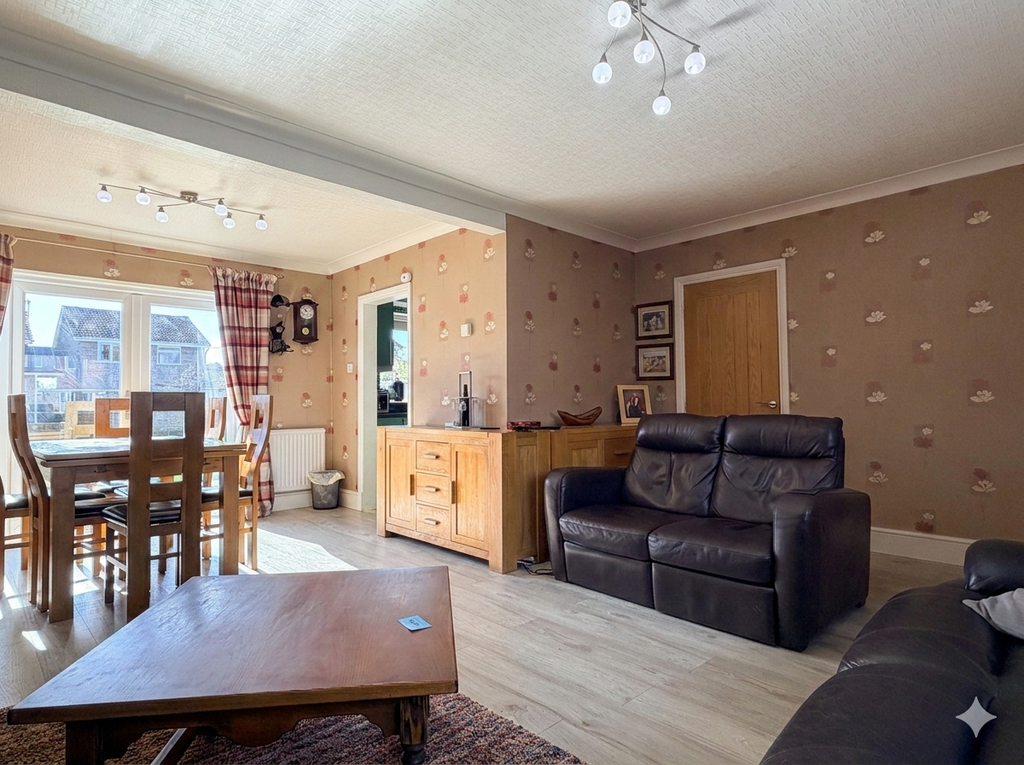 Property photo 2 of 14 Img_2771