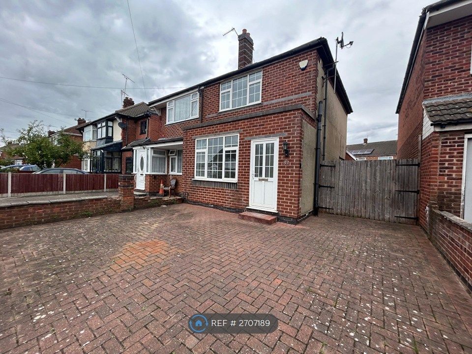 Property photo 2 of 11