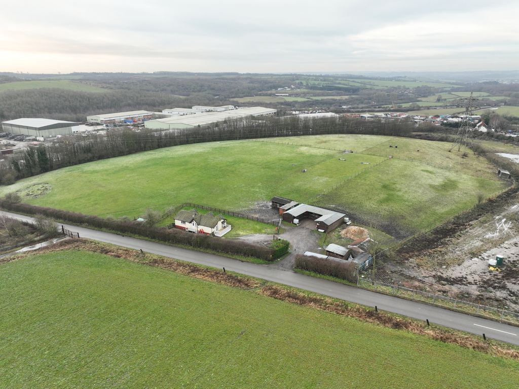 Property photo 2 of 3 Photo 2