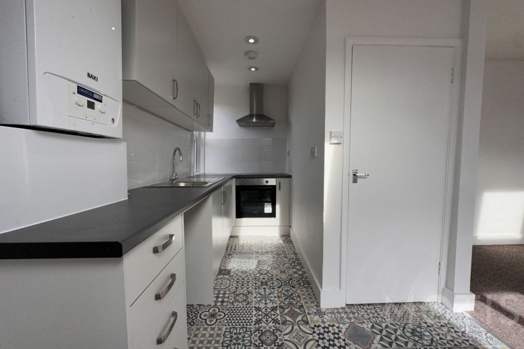 Property photo 2 of 8 Photo 15