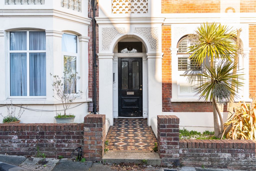 Property photo 1 of 13 2984782