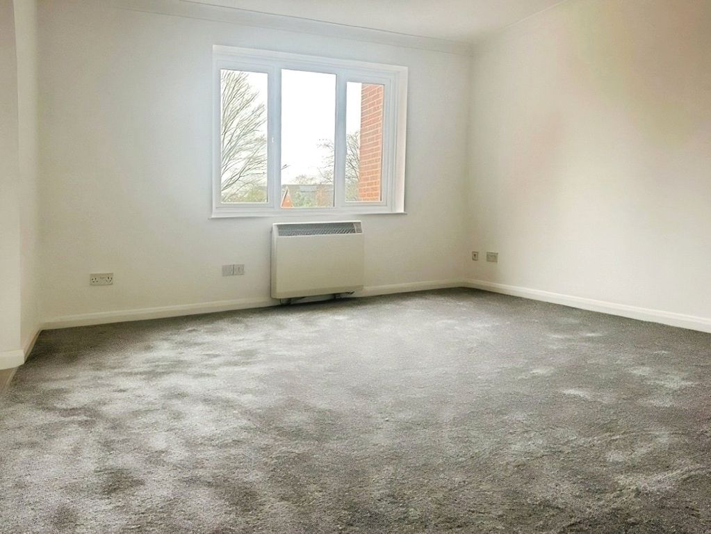 Property photo 3 of 8 Picture No. 10