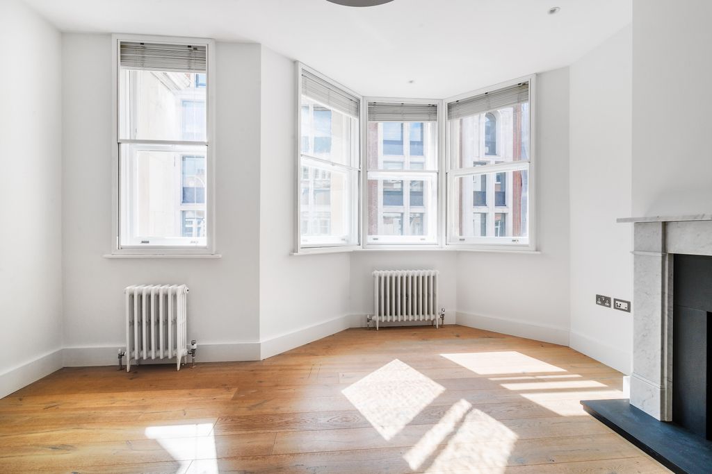 Property photo 3 of 29 Long Acre Reception Room