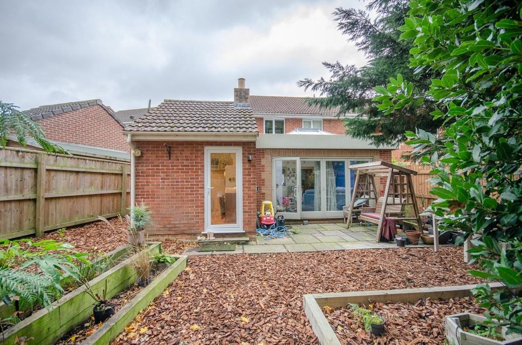 Property photo 2 of 20 Rear Aspect.Jpg