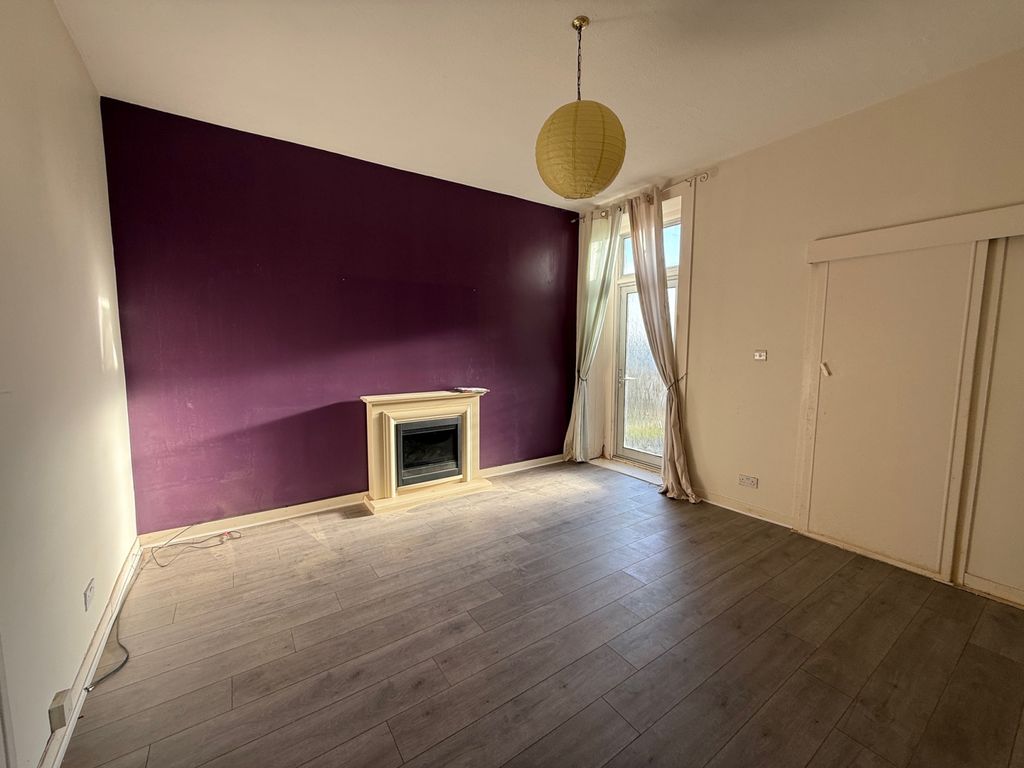 Property photo 2 of 7 Gallery