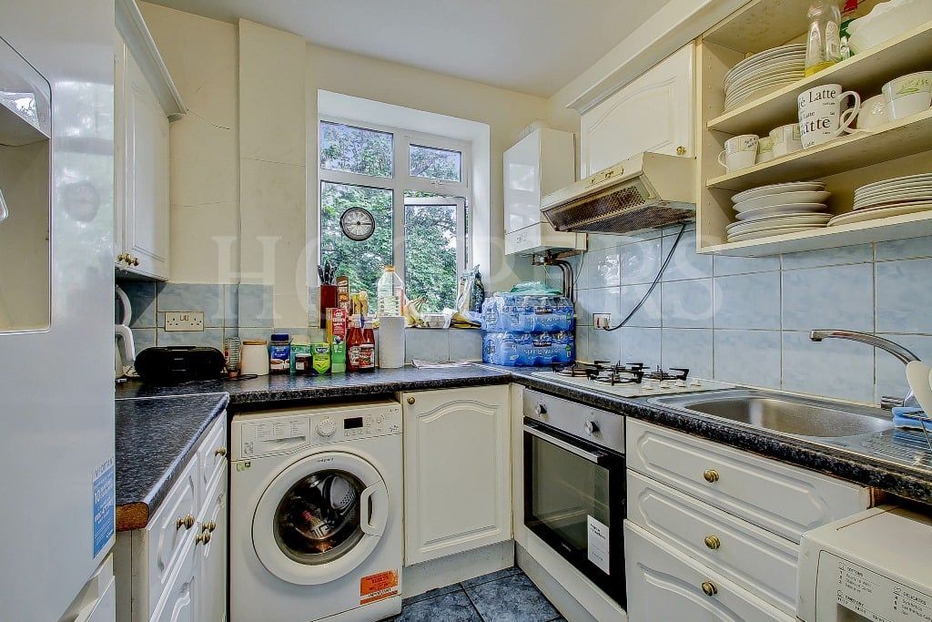 Property photo 3 of 7