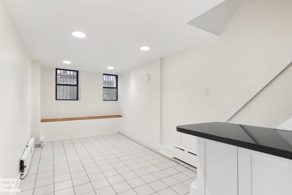 Property photo 3 of 9 <Alttext/>