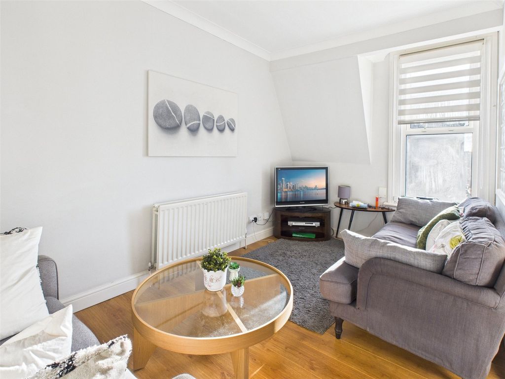 Property photo 2 of 8 Picture No. 02