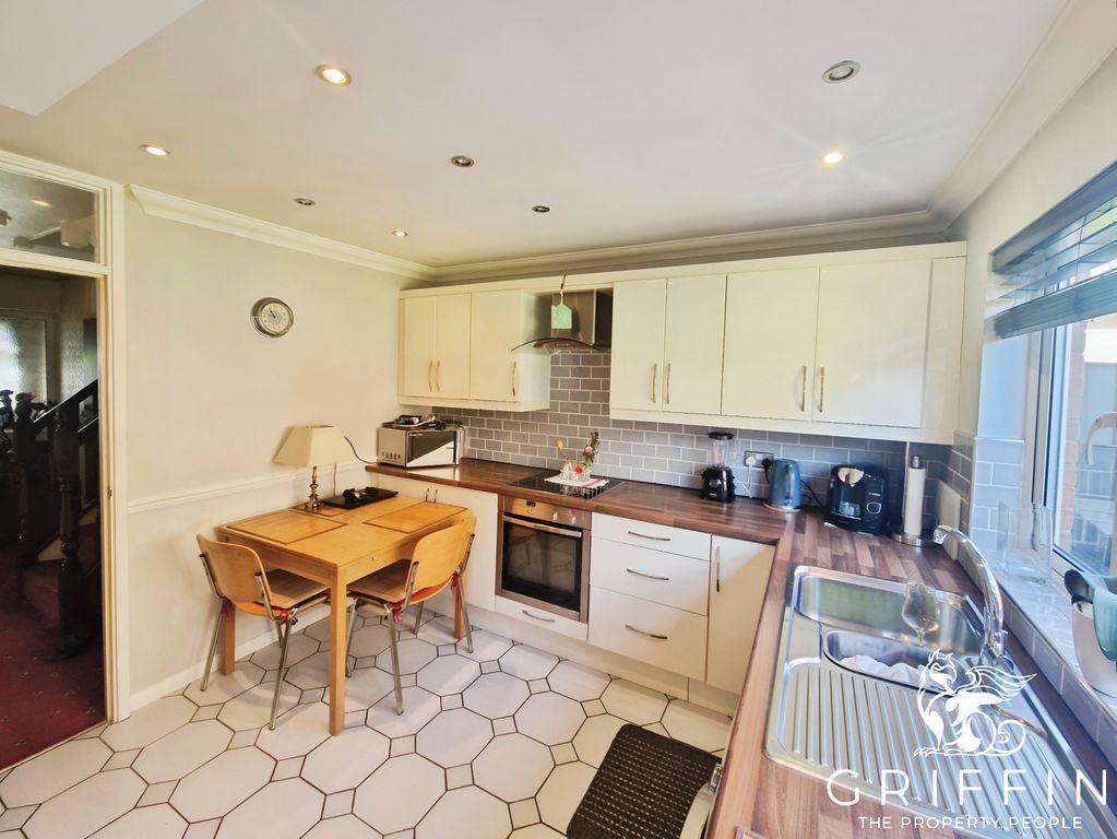 Property photo 3 of 23 c9E5Bcf120250523104752