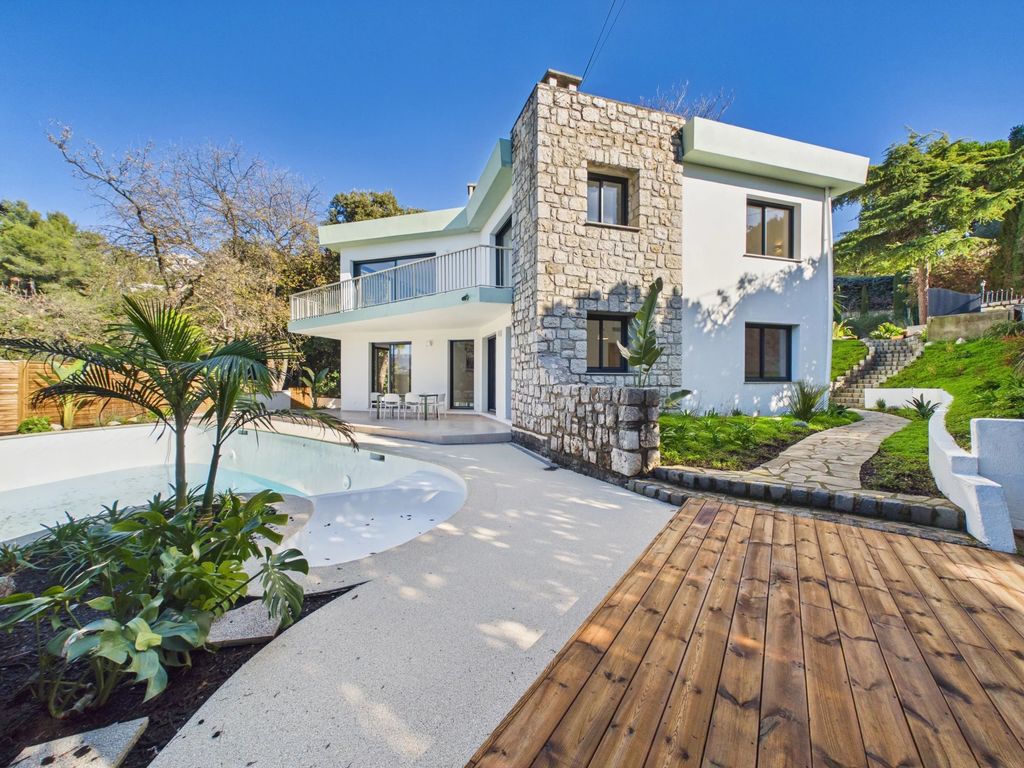 Property photo 1 of 27