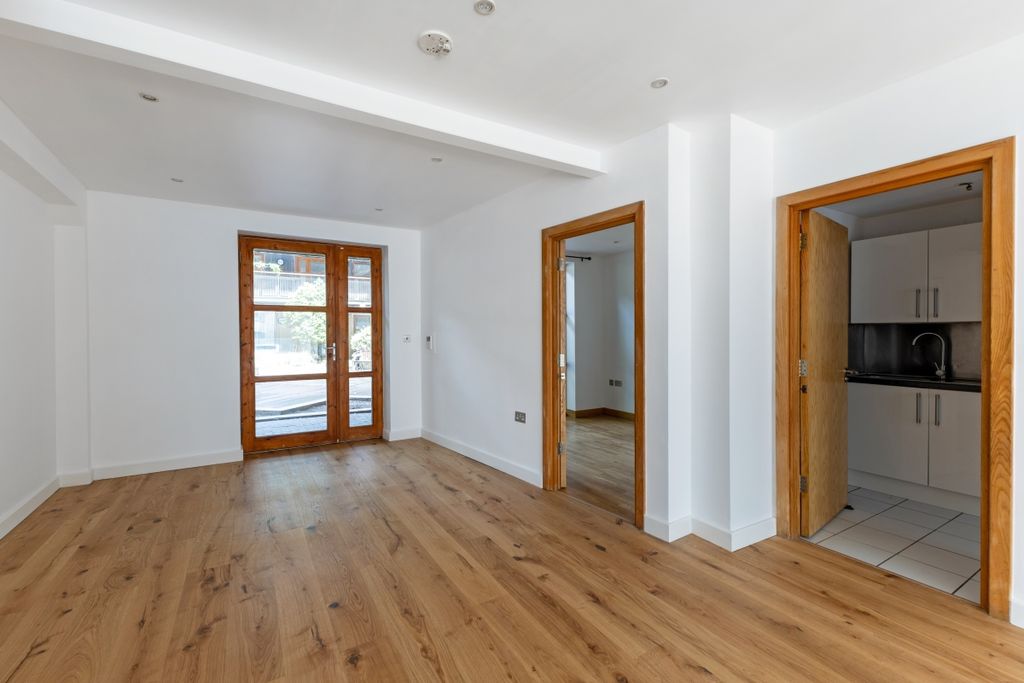 Property photo 2 of 23 109113_F