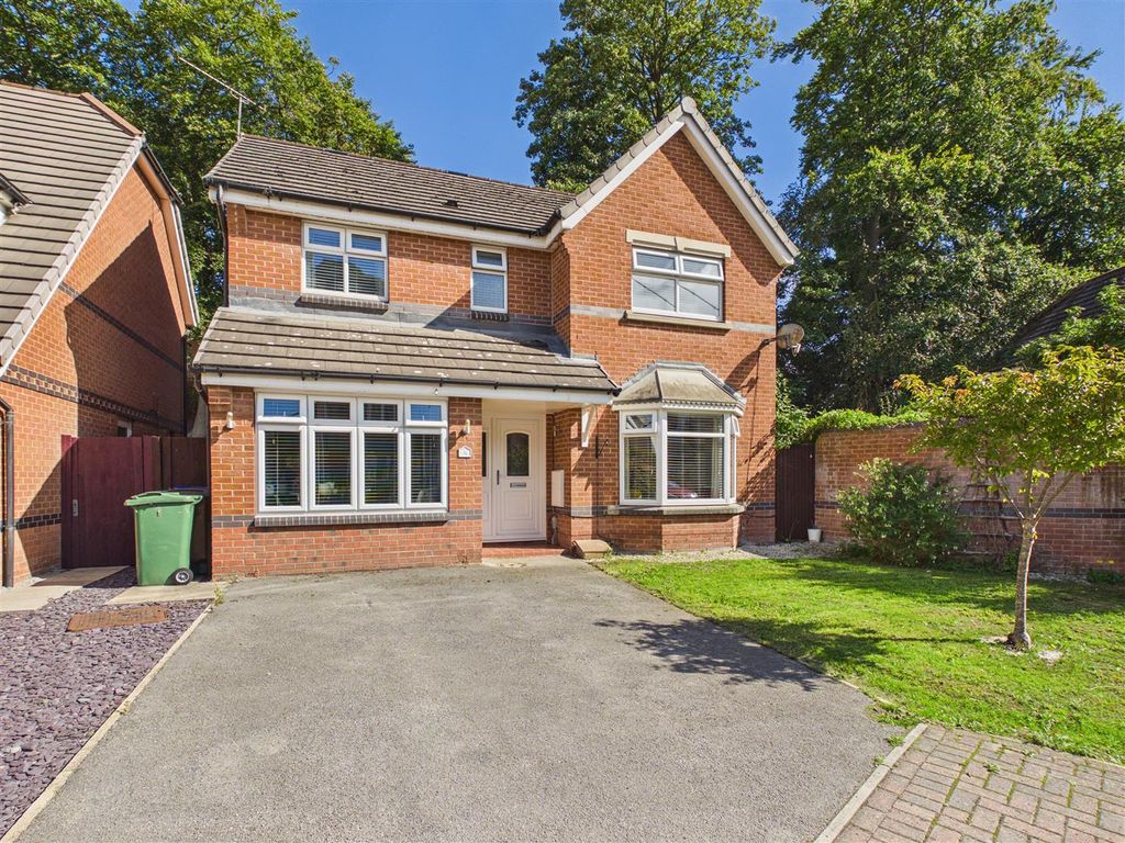 Property photo 1 of 15 St. Marys Close - Main Photo