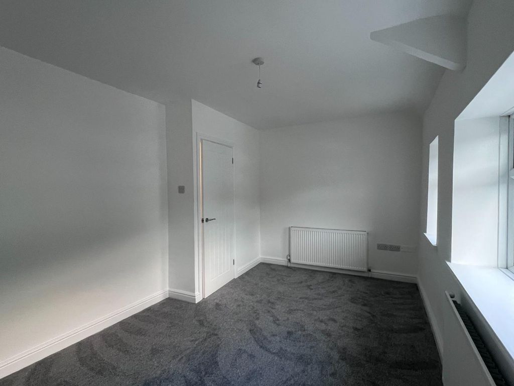 Property photo 2 of 14 Img_4914.Jpeg