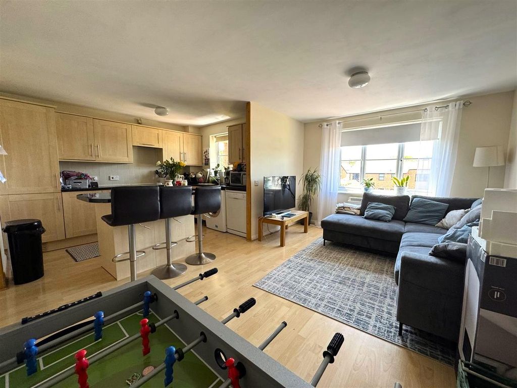 Property photo 3 of 17 U4F-1Depoke7W5Kcll7Lpw.Jpg
