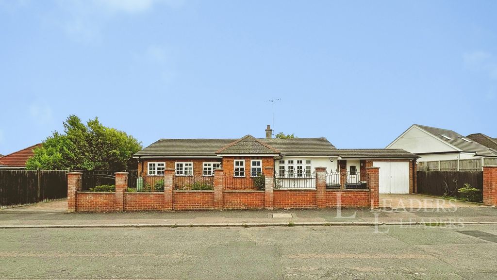 Property photo 1 of 16 Pbox-Img.Jpg