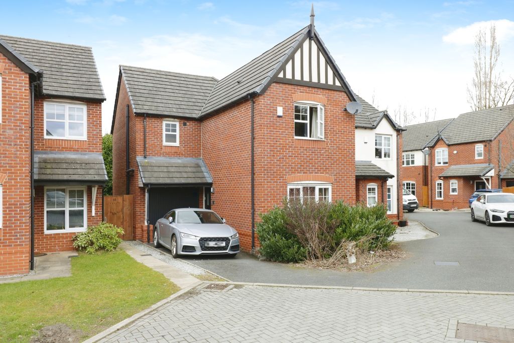 Property photo 1 of 13 Photography