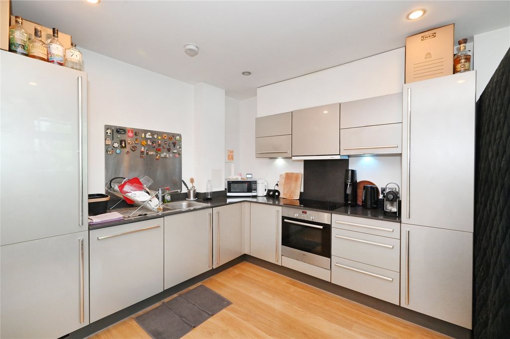 Property photo 2 of 11 Picture No. 06