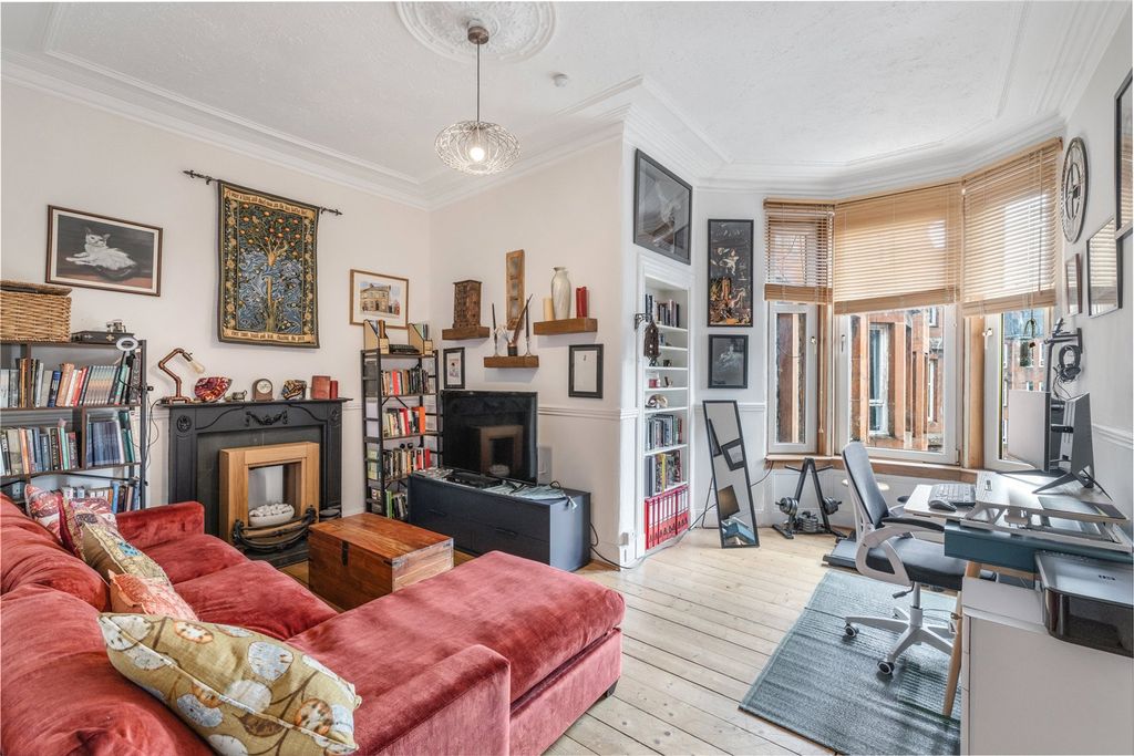 Property photo 3 of 23 Picture No. 16