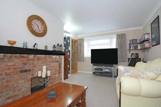 Property photo 3 of 9 Living Room 2