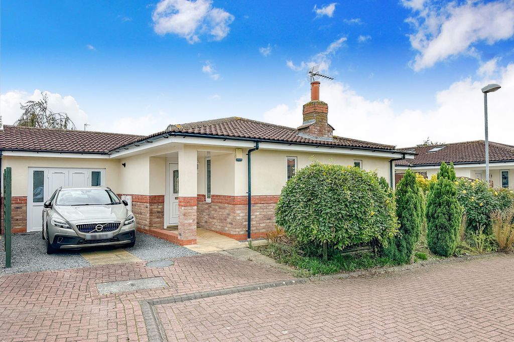 Property photo 1 of 22