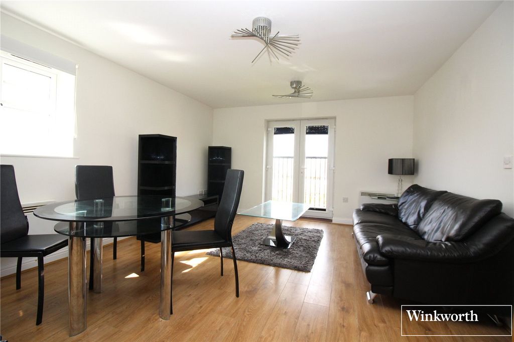 Property photo 2 of 11 Picture No. 15