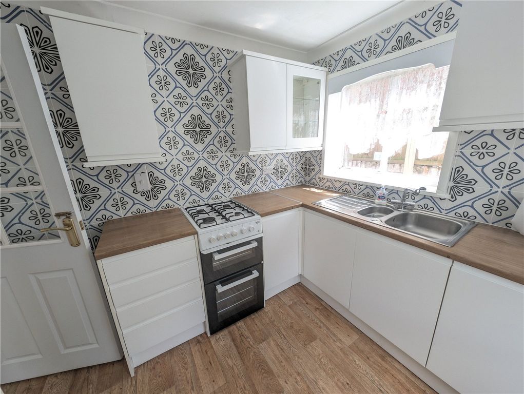 Property photo 2 of 6 Picture No. 06