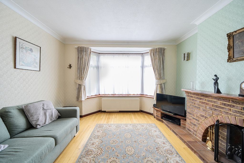 Property photo 3 of 25 1452617-16-69Fc57...