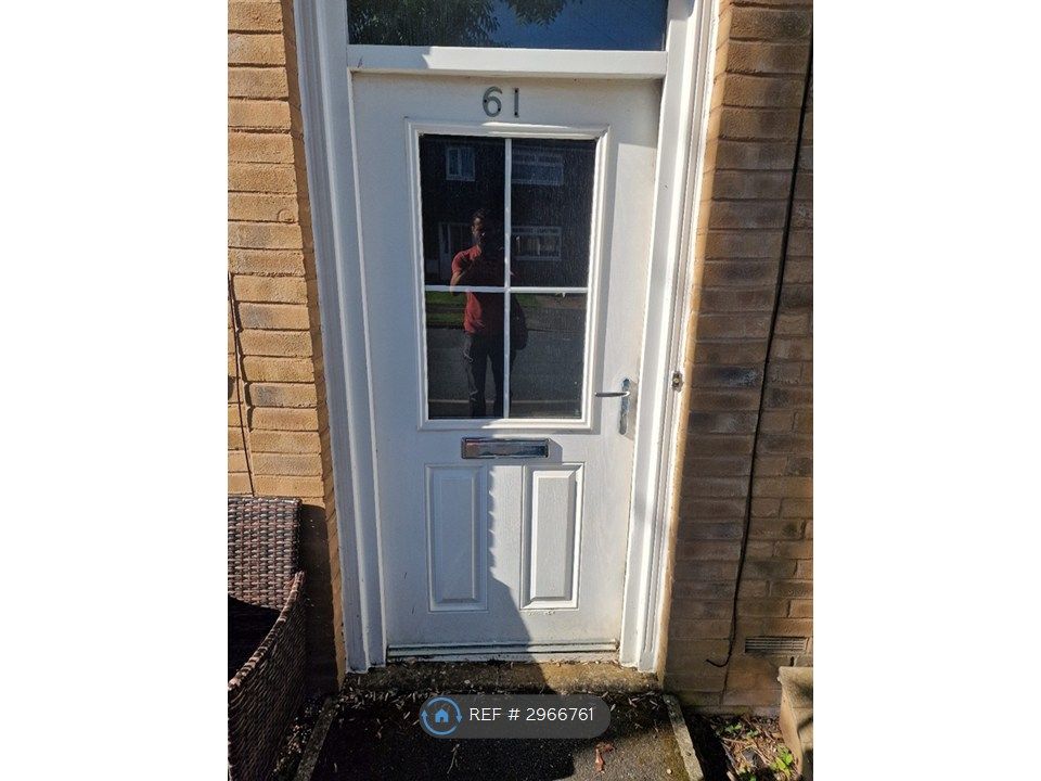 Property photo 1 of 5 Front Door