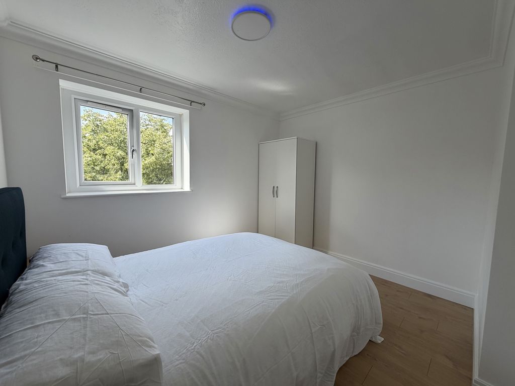 Property photo 3 of 13 Img_2226
