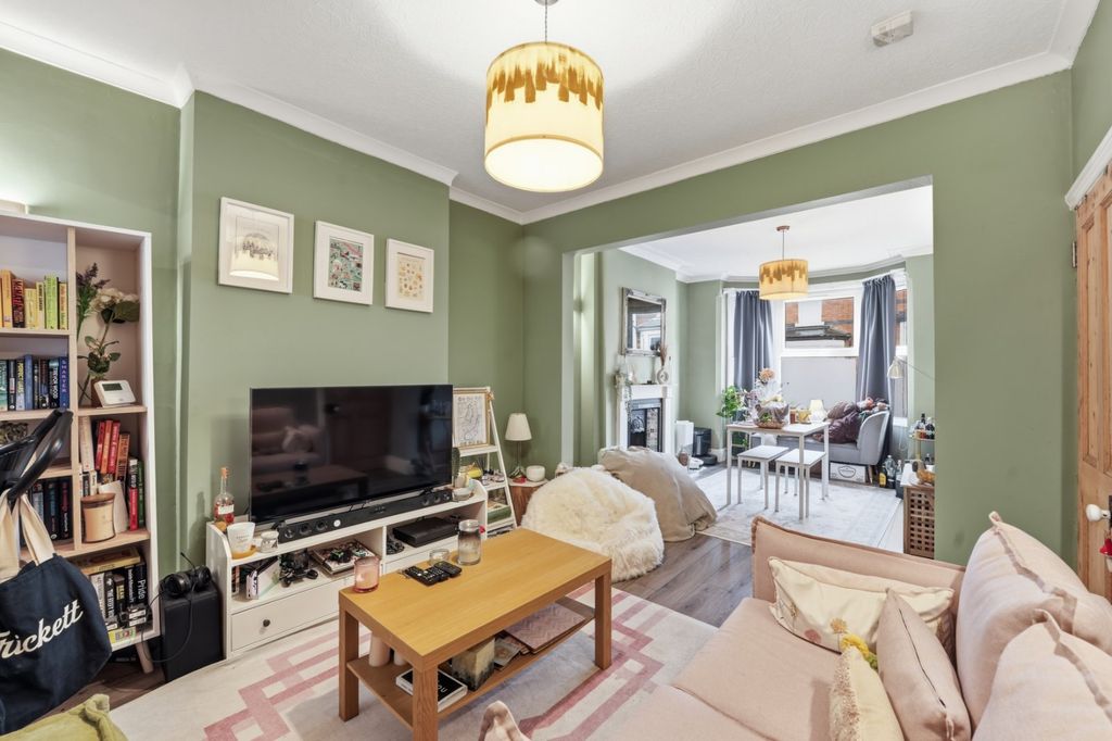 Property photo 2 of 10 Picture No. 08