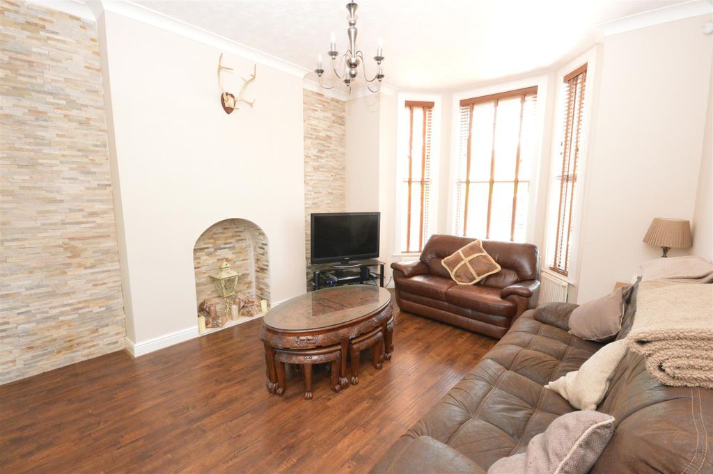 Property photo 2 of 10 Dsc_0212.Jpg