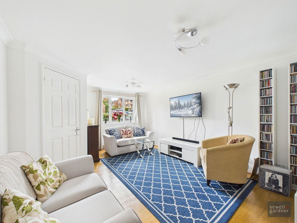 Property photo 2 of 18