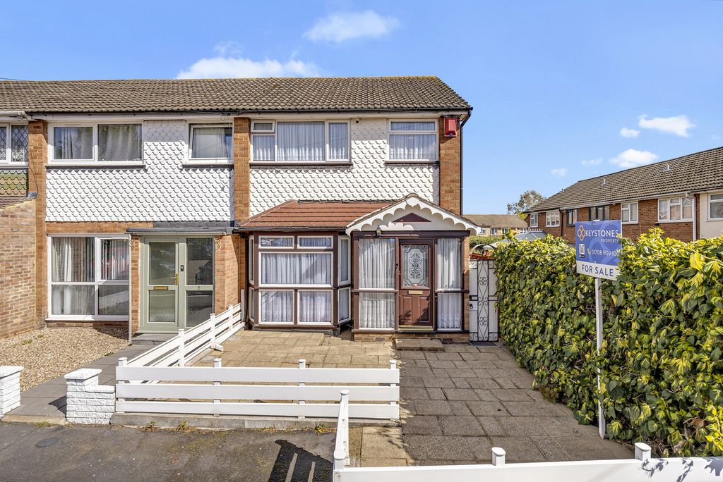 Property photo 1 of 23