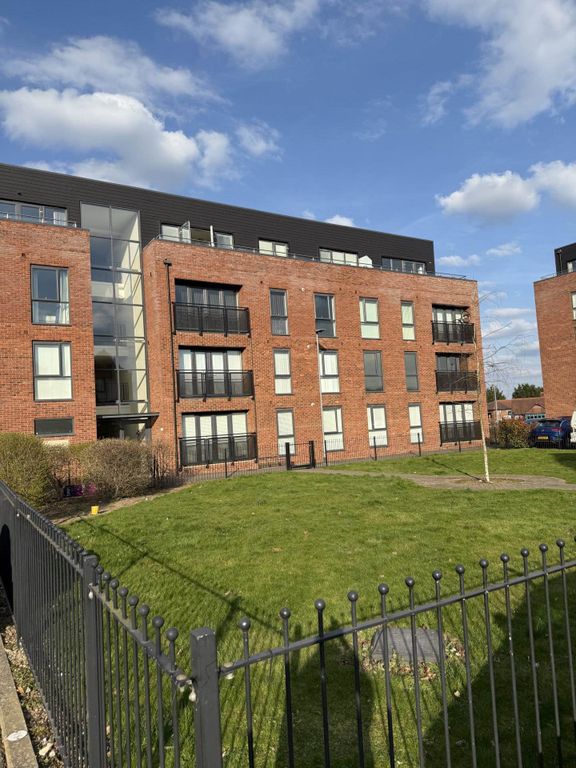 Property photo 2 of 14