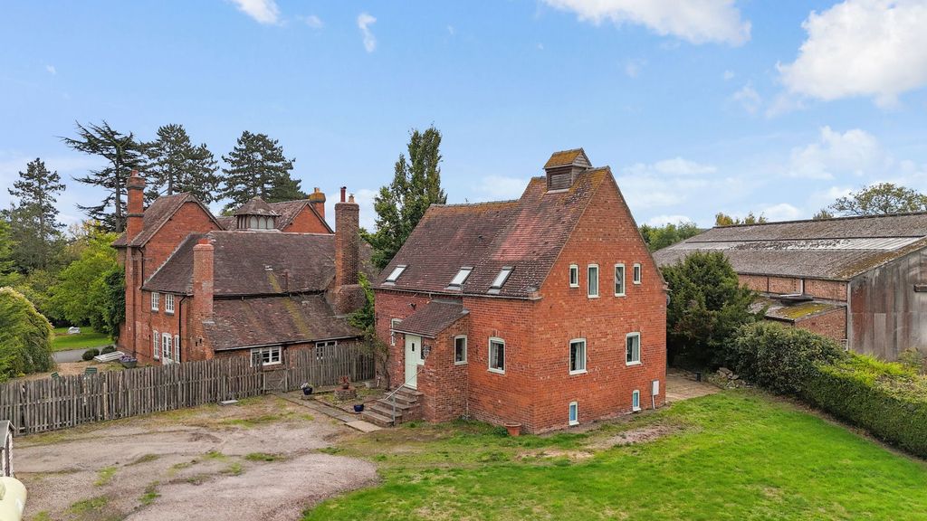 Property photo 1 of 27