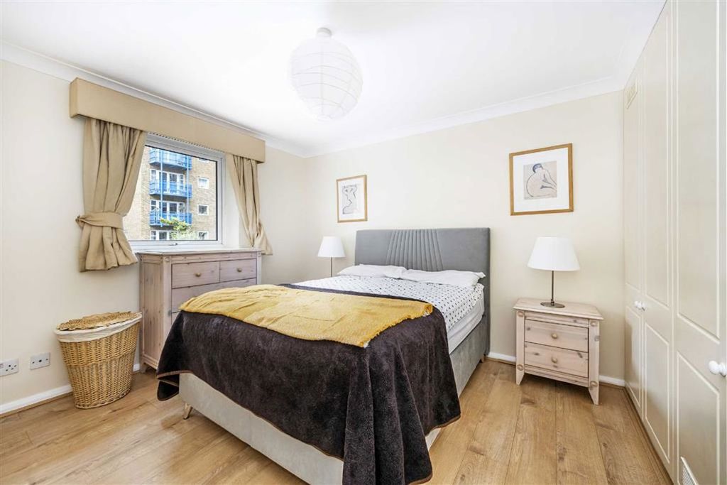 Property photo 3 of 5