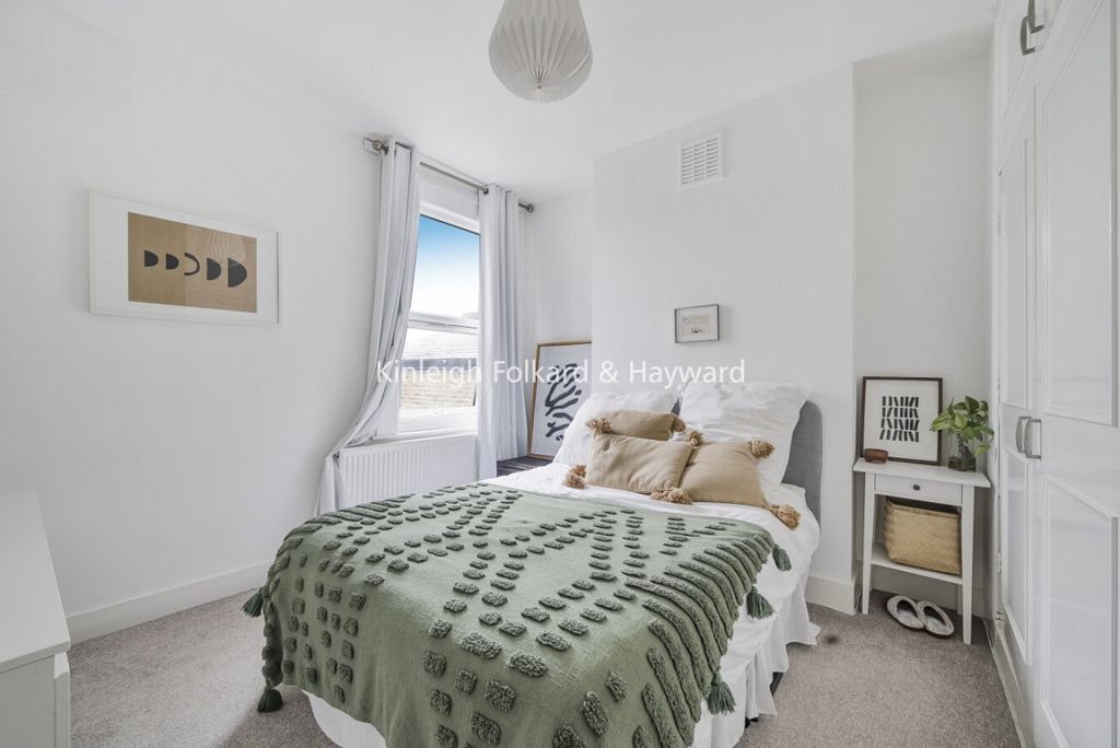 Property photo 3 of 8 c44E1d8A-97F7-4046-8