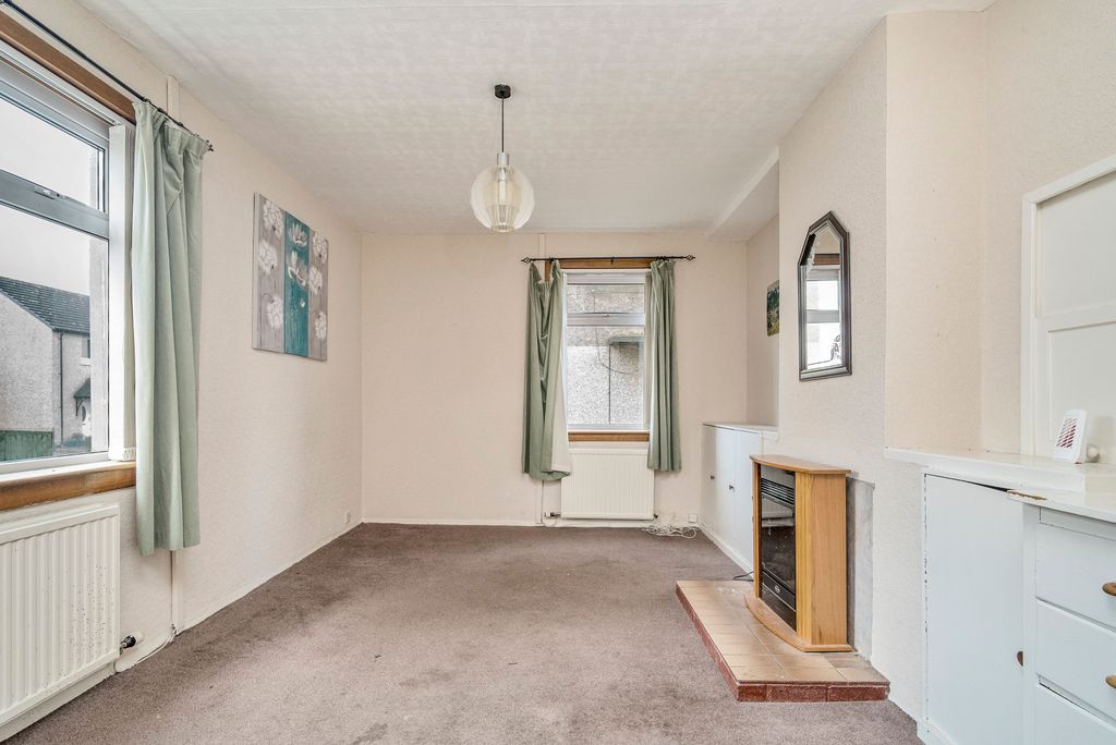 Property photo 2 of 28 Property Image 2