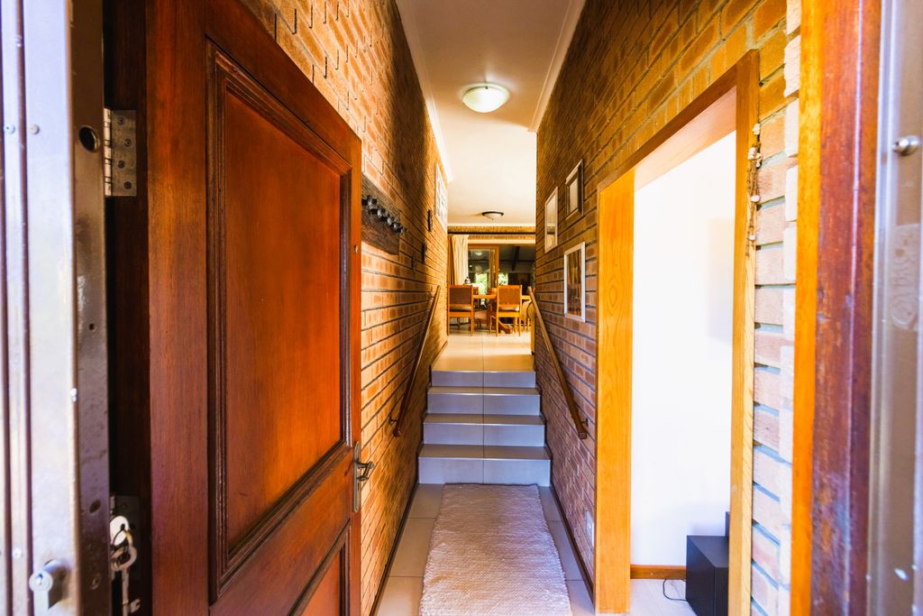 Property photo 1 of 39