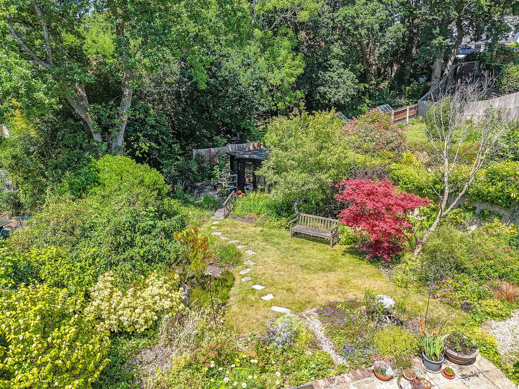 Property photo 3 of 15