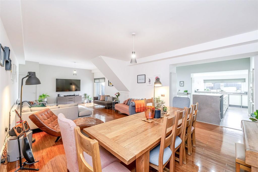 Property photo 1 of 25 Main Picture