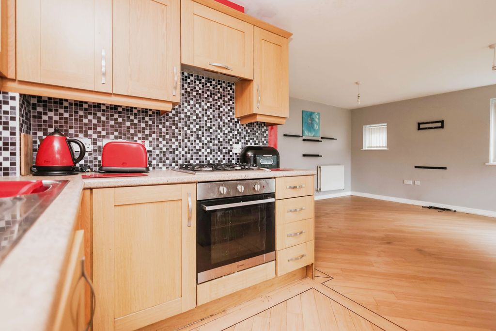 Property photo 2 of 17 Photography