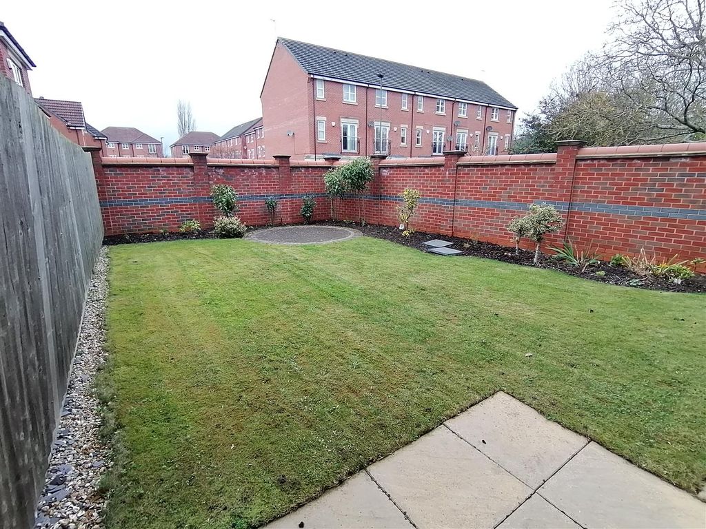 Property photo 2 of 16 Outside